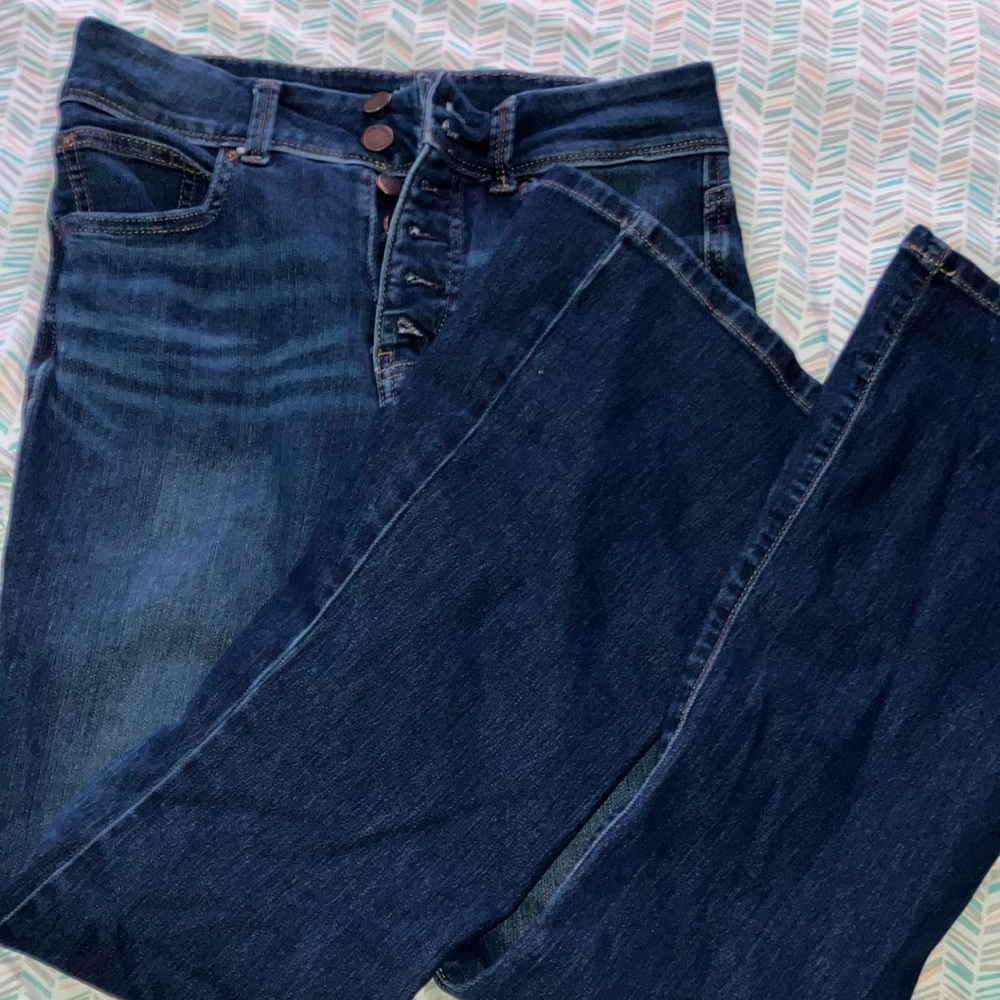 Maurice’s Everflex blue jeans